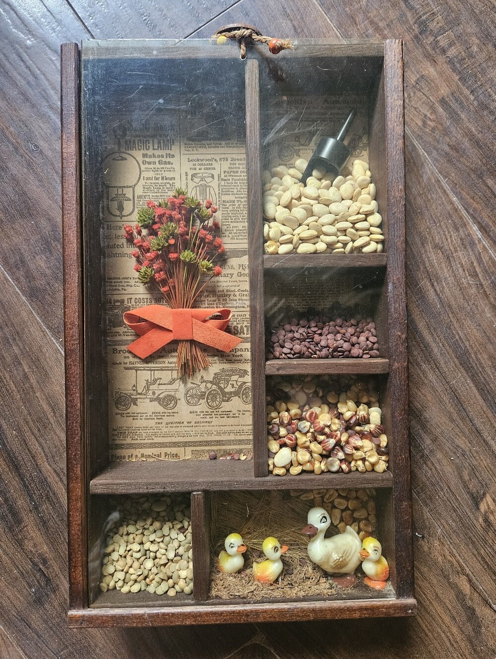 Vintage Rustic Farmhouse Shadow Bow With Compartments